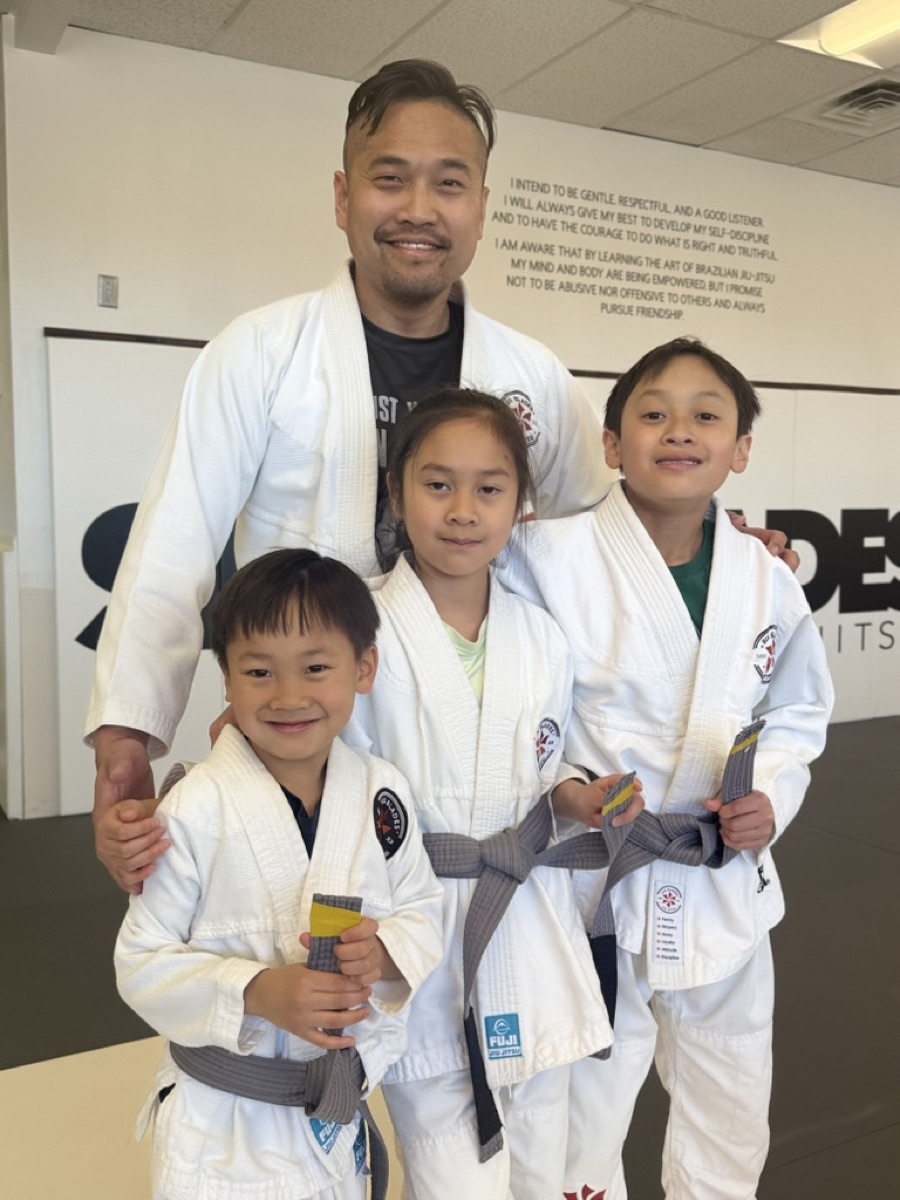 Why Six Blades Is the Best Option for Families