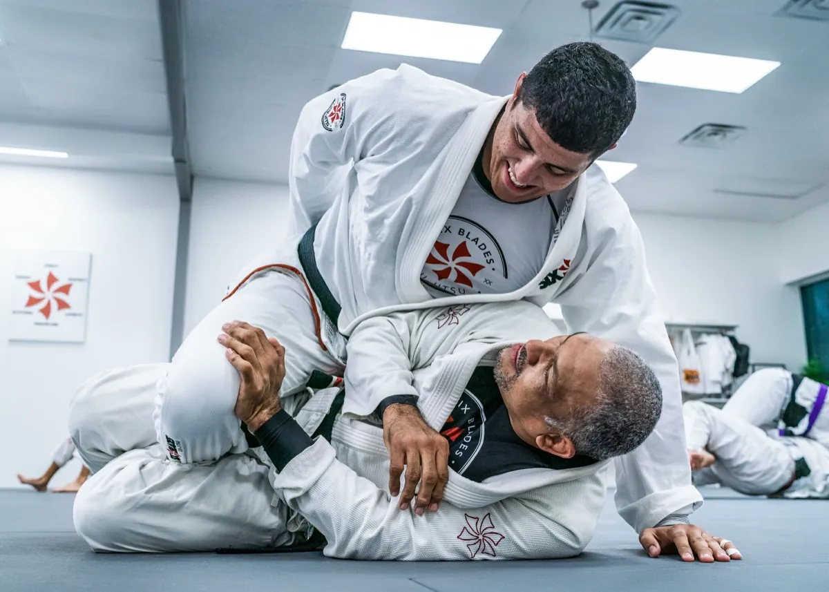 Jiu Jitsu ‘Rooting’ Concept: How to Make Yourself Feel Heavier